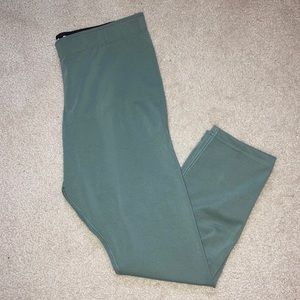 Nike Cropped Leggings